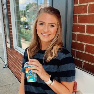 Meet your Posher, Julia